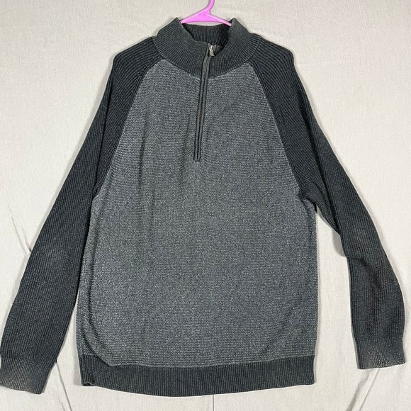Banana Republic Other - Banana Republic Sweater Mens XL Quarter-Zip Gray‎ Textured Raglan EUC